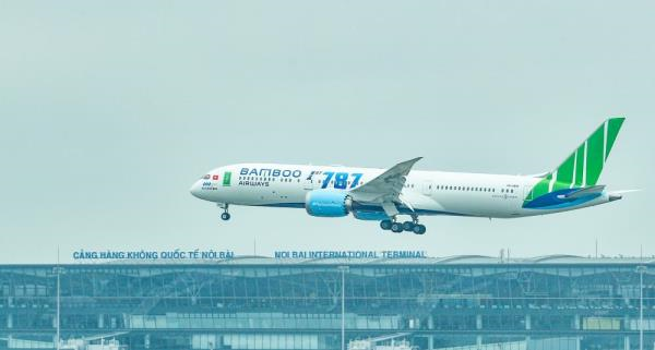 Cận cảnh Boeing 787-9 Dreamliner 'Ha Long Bay' - máy bay thân rộng đầu tiên của hãng hàng không tư nhân Việt Nam